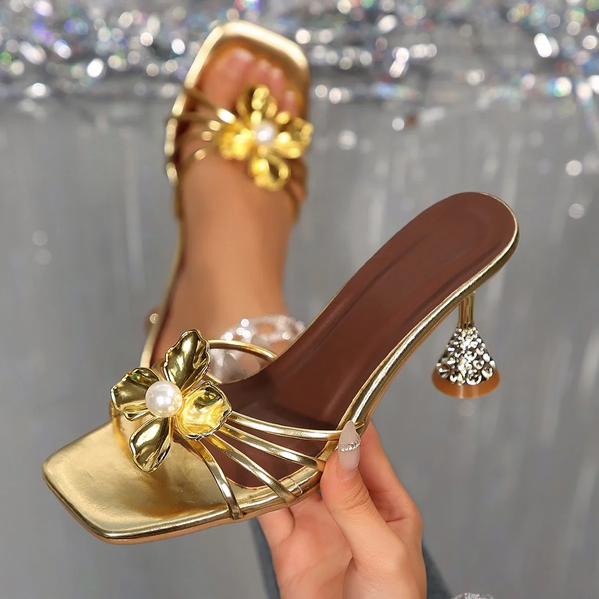 Vintage Fashion Girl - Vintage Metal Çiçek Kristal Koni Topuklu