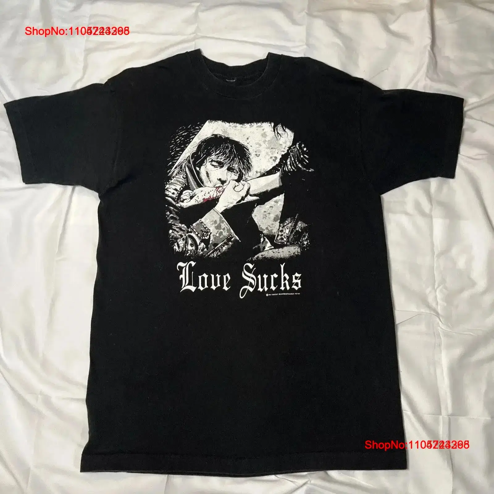Vintage Fashion Victim Shirt - Vintage 90'lar Aşk Emzikliyor Vampir Timothy